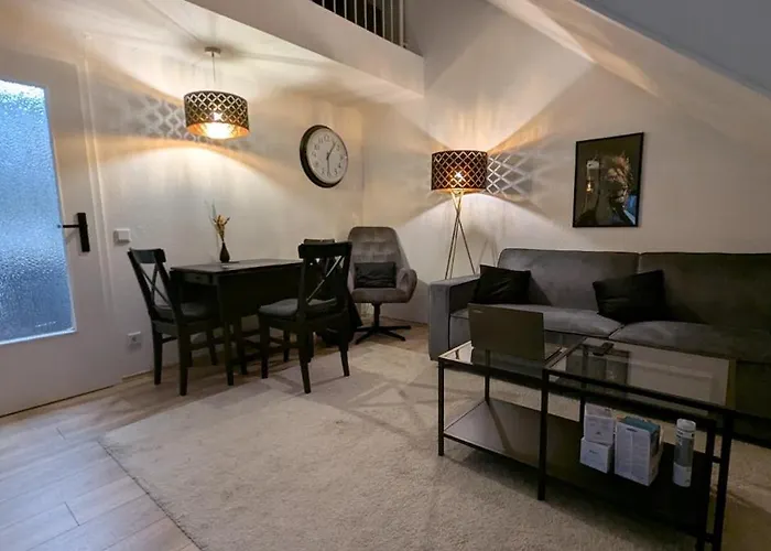 Essensstube - Gemuetlich - Geraeumig - Gut Appartement Essen